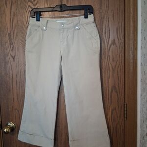 Chic Tan Women's Capris